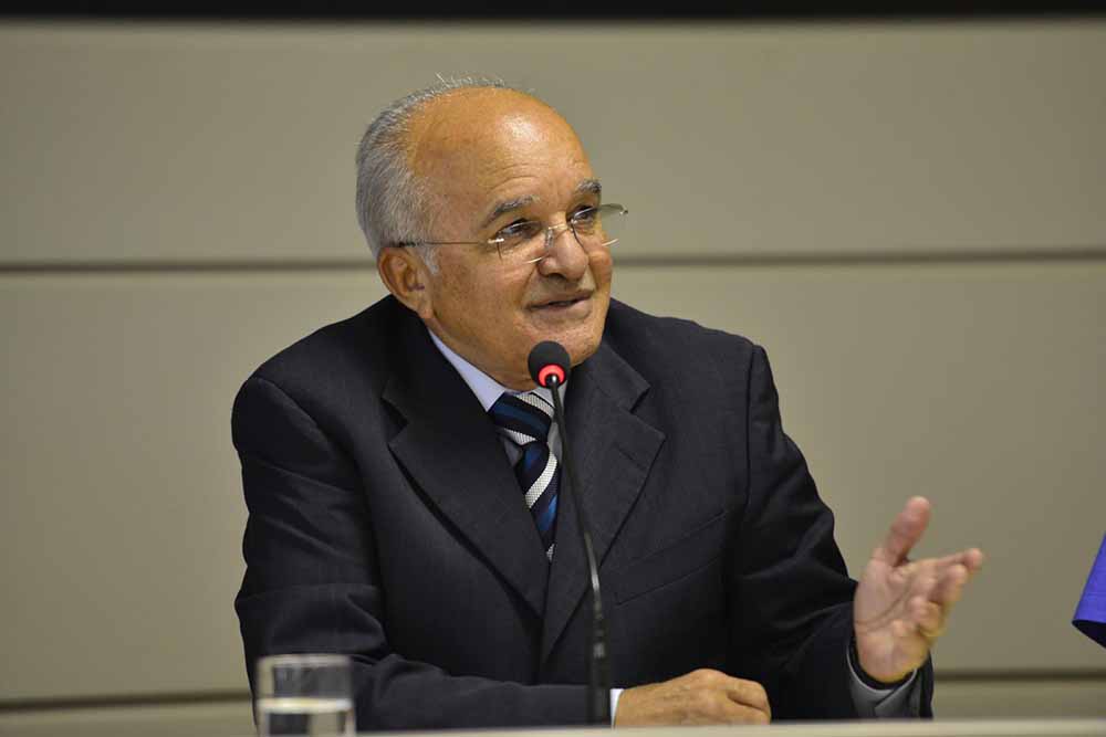 Ex-governador José Melo e ex-secretários voltam à cadeia Ex-governador José Melo e ex-secretários voltam à cadeia