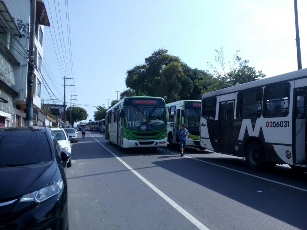 Todas as linhas de ônibus vão aceitar dinheiro Todas as linhas de ônibus vão aceitar dinheiro