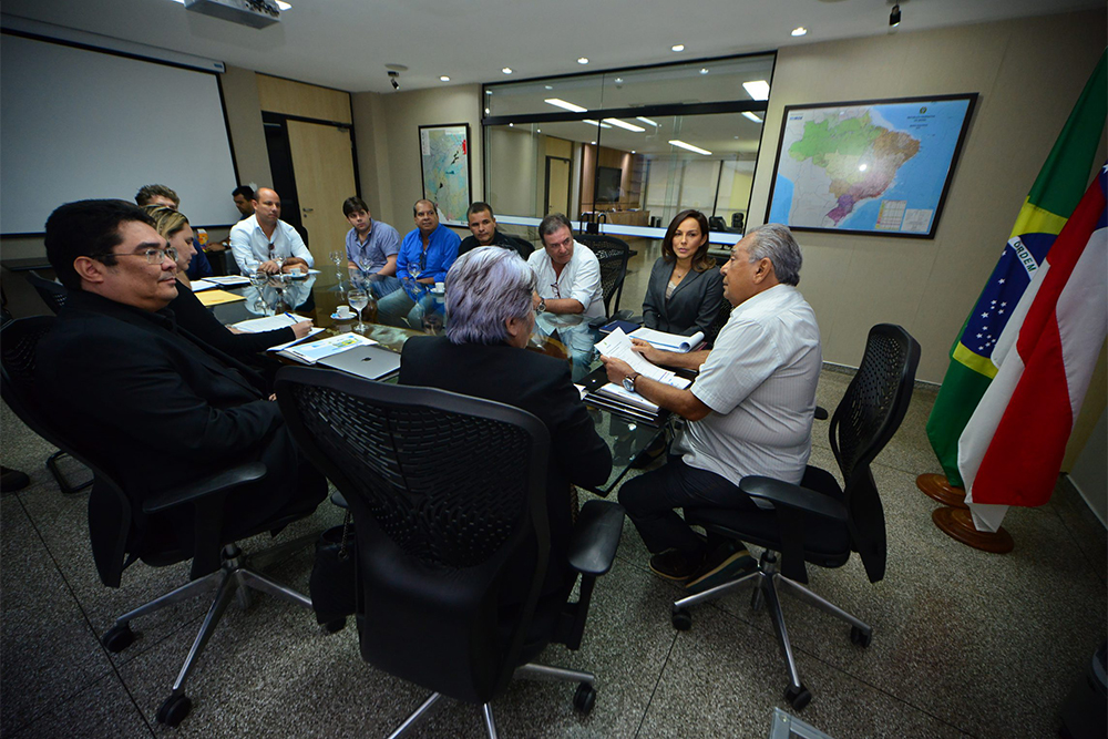 Governador Amazonino Mendes cobra celeridade em obras dos Cetis no interior Governador Amazonino Mendes cobra celeridade em obras dos Cetis