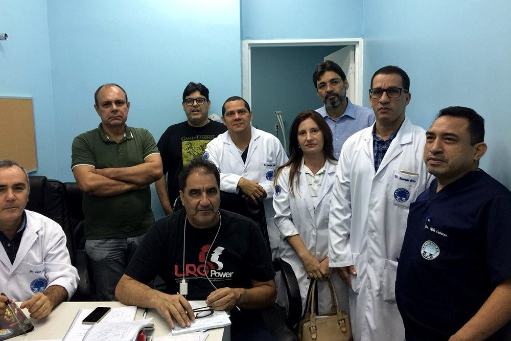 Estratégia dos ortopedistas é só voltar a trabalhar normal quando Estado negociar Estratégia dos ortopedistas é manter todos os plantonistas trabalhando