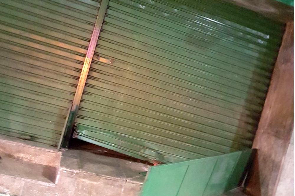 Arrombamento mostra que ladrões continuam a agir no Centro Porta foi arrombada