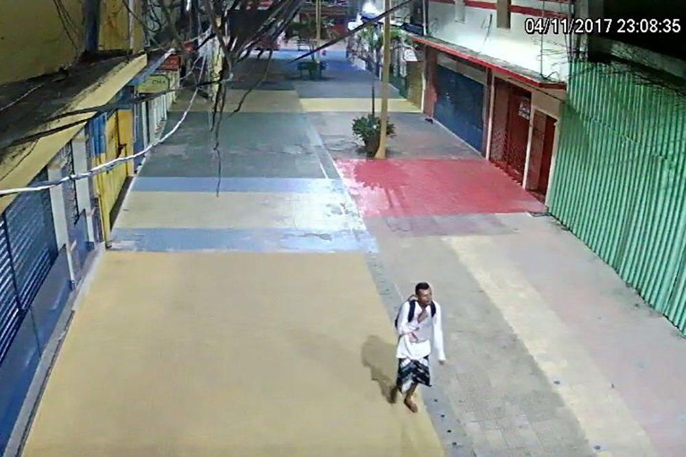 &Eacute; assim, livremente, que agem os ladr&otilde;es no Centro de Manaus