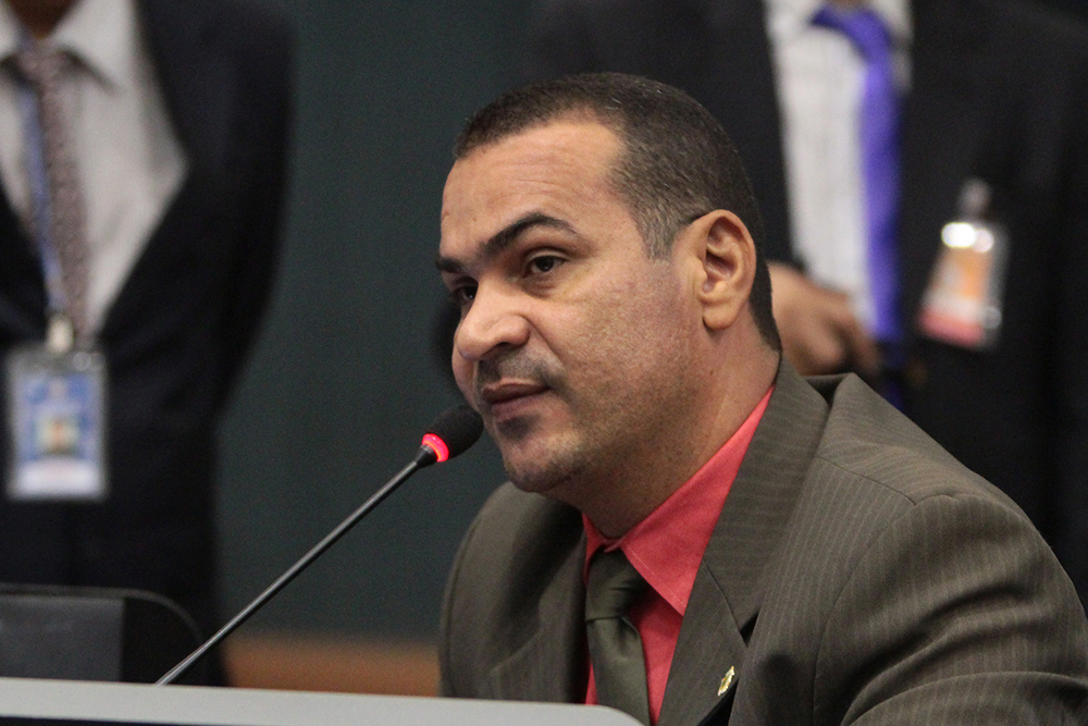 Jaildo dos Rodoviários defende nova licitação para ônibus em Manaus Jaildo dos Rodoviários defende nova licitação para ônibus em Manaus
