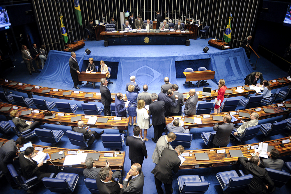 Quer saber se políticos com mandatos vão concorrer Quer saber se políticos com mandatos vão concorrer