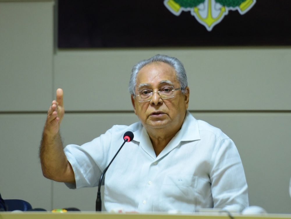 Amazonino quer impedir ameaça aos incentivos da ZFM Amazonino quer impedir ameaça aos incentivos da ZFM