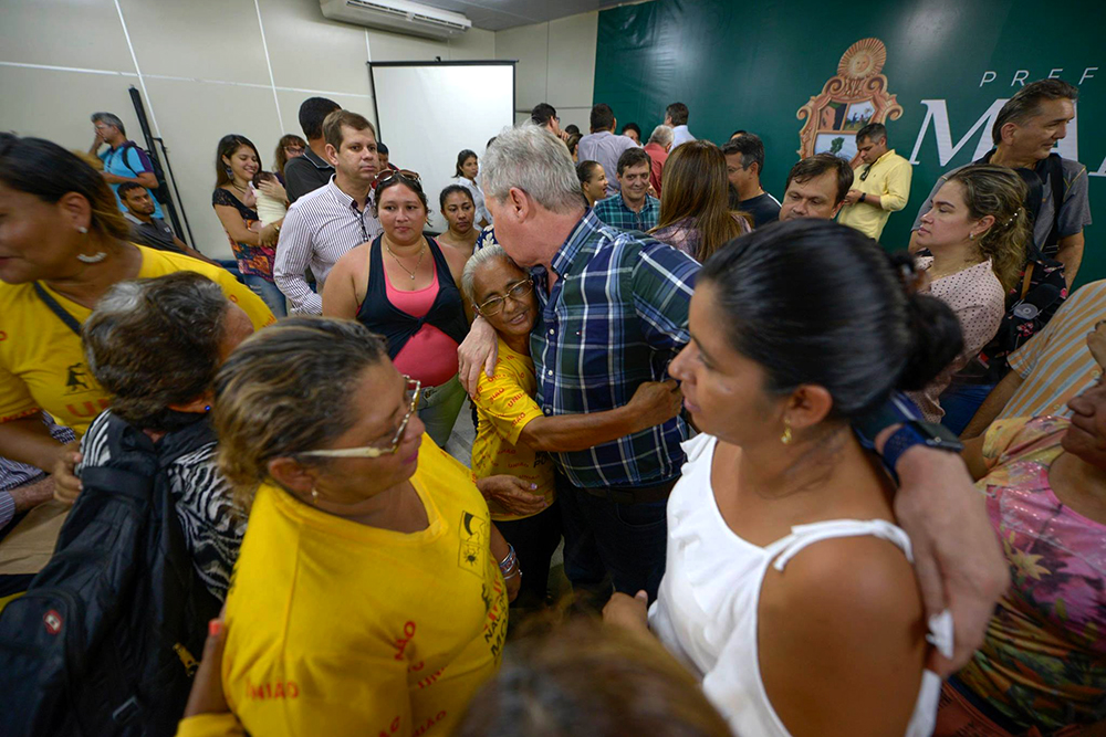 Rompimento prefeito-governador é iminente Rompimento prefeito-governador é iminente