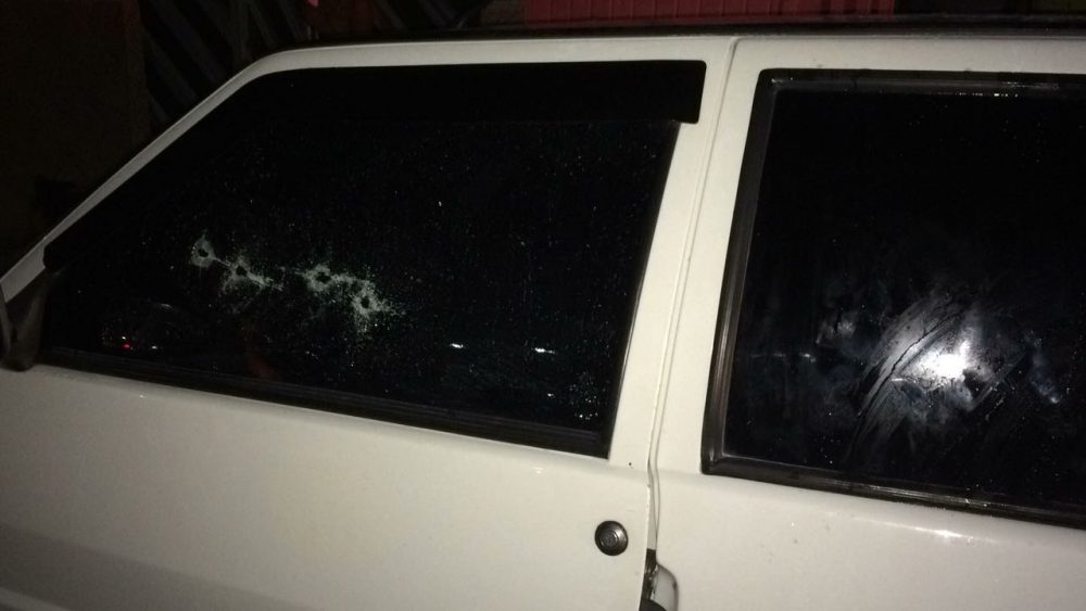 Rony Silva foi executado dentro do carro Rony Silva foi executado dentro do carro