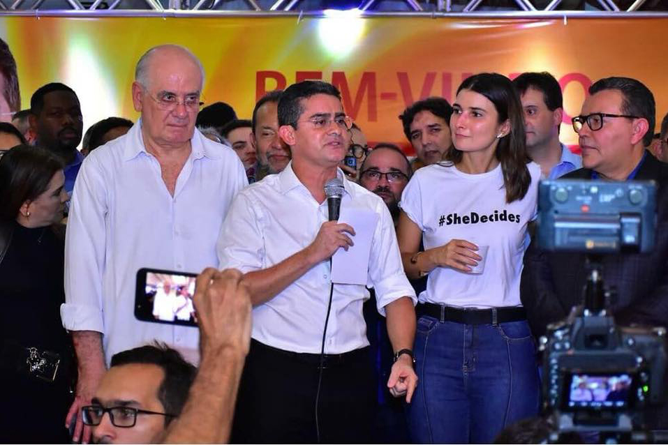 David Almeida formaliza filiação ao PSB David Almeida formaliza filiação ao PSB