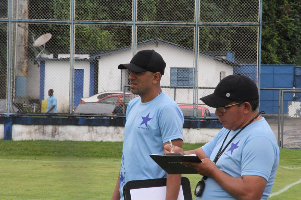 Técnico do Nacional prepara o time para estreia Técnico do Nacional prepara o time para estreia