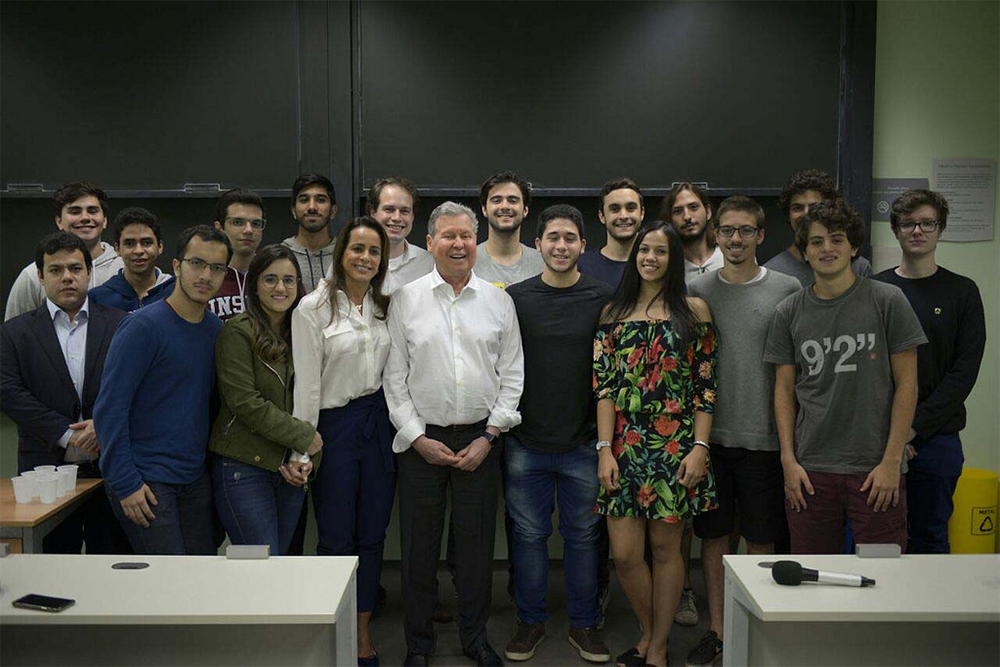 Arthur e a primeira-dama, Elisabeth Valeiko, na Universidade Insper Arthur e a primeira-dama, Elisabeth Valeiko, na Universidade Insper