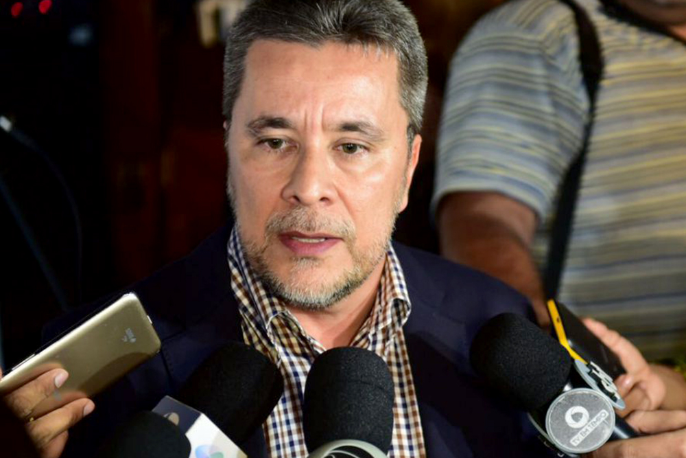 Reitor Cleinaldo Costa é reeleito na UEA Reitor Cleinaldo Costa é reeleito na UEA