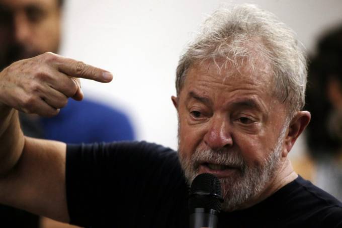 Lula citou em discurso o juiz amazonense Lula citou em discurso o juiz amazonense