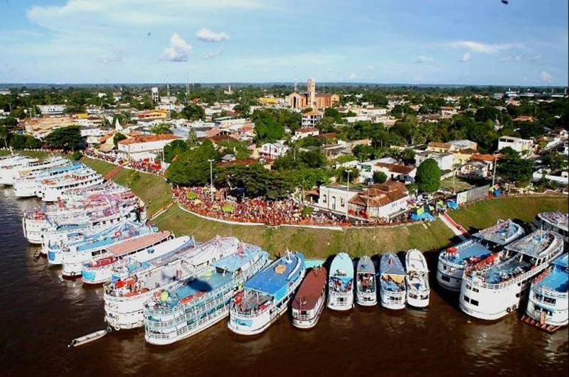 Parintins tenta salvar Festival Parintins tenta salvar Festival