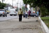Cai à metade proporção de brasileiros que vivem em ruas sem calçada
