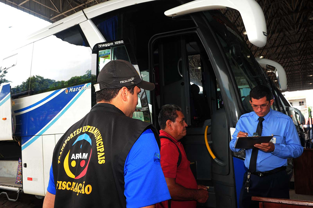 Agência suspende venda de passagens intermunicipais de ônibus Agência suspende venda de passagens intermunicipais de ônibus