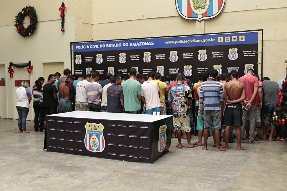 No AM são presas 107 pessoas, de homicidas a traficantes, na operação