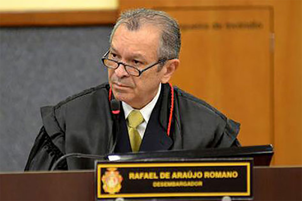 Desembargador aposentado Rafael Romano