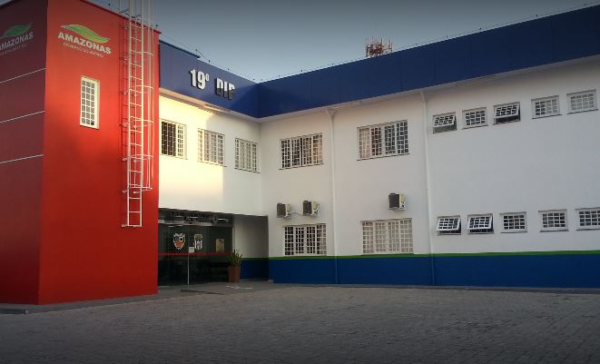 Cabo da PM &eacute; detido por confus&atilde;o na Marina do Davi com venezuelano