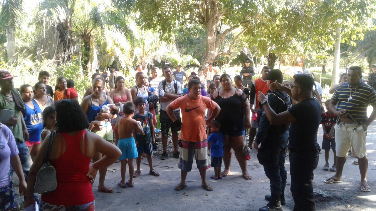 Pessoas tentavam ocupar área de preservação permanente Pessoas tentavam ocupar área de preservação permanente
