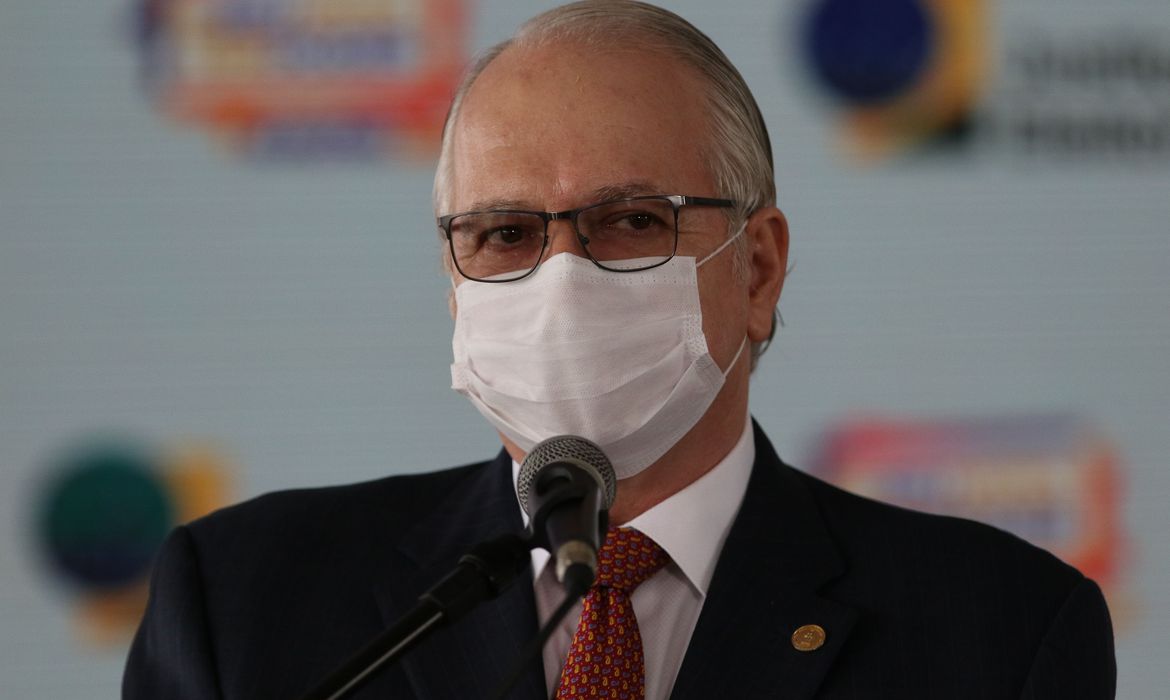 Fachin determina que STJ julgue recurso de Lula Fachin determina que STJ julgue recurso de Lula