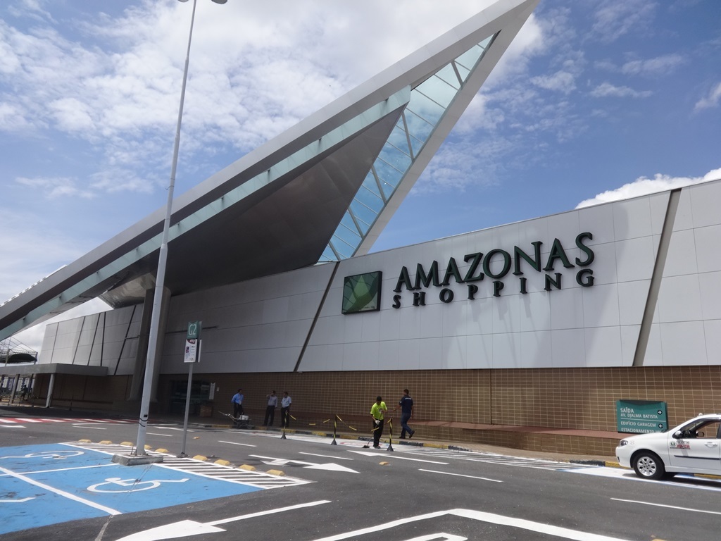 Comércio e shoppings de Manaus terão horário especial no feriado de Corpus Christi Comércio e shoppings de Manaus terão horário especial no feriado de Corpus Christi