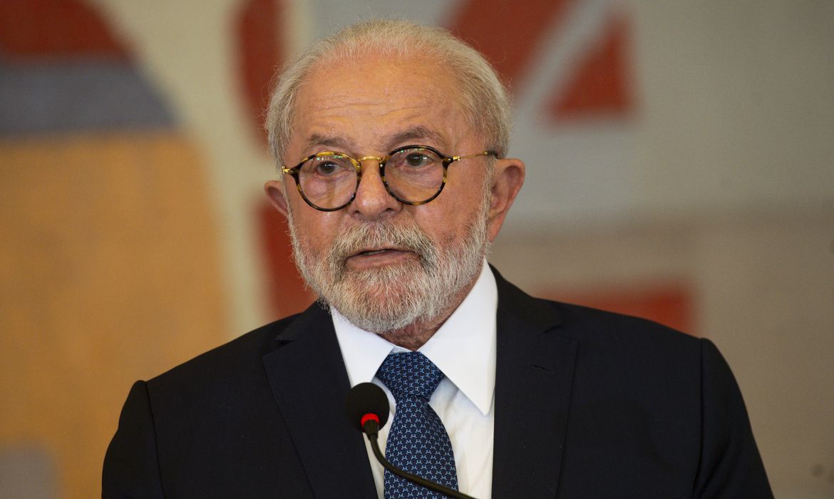 Lula se re&uacute;ne com presidentes sul-americanos em Bras&iacute;lia