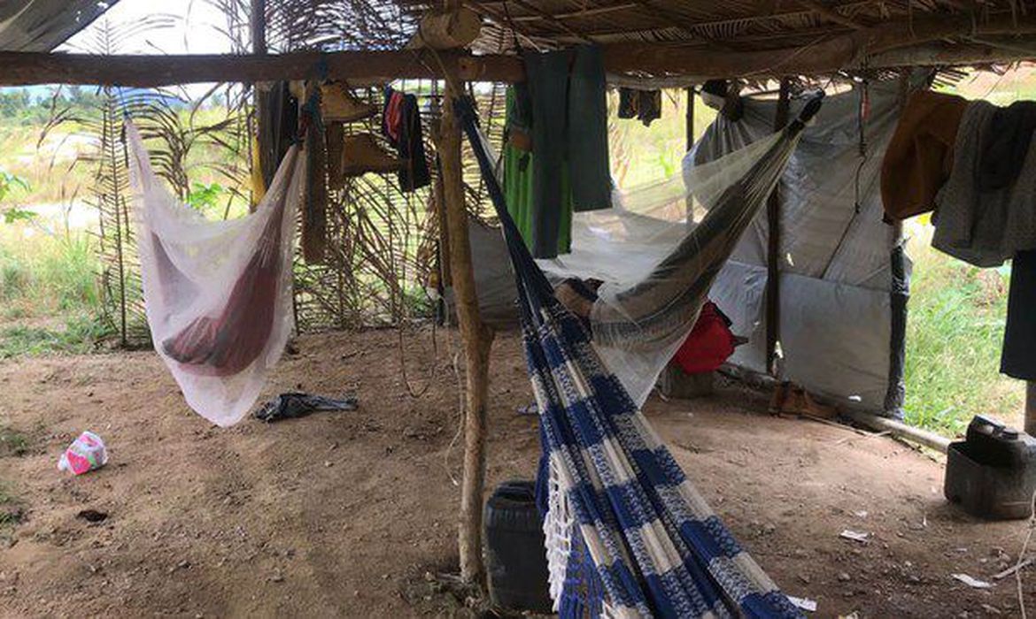 Polícia Federal fecha garimpo ilegal no Pará Polícia Federal fecha garimpo ilegal no Pará