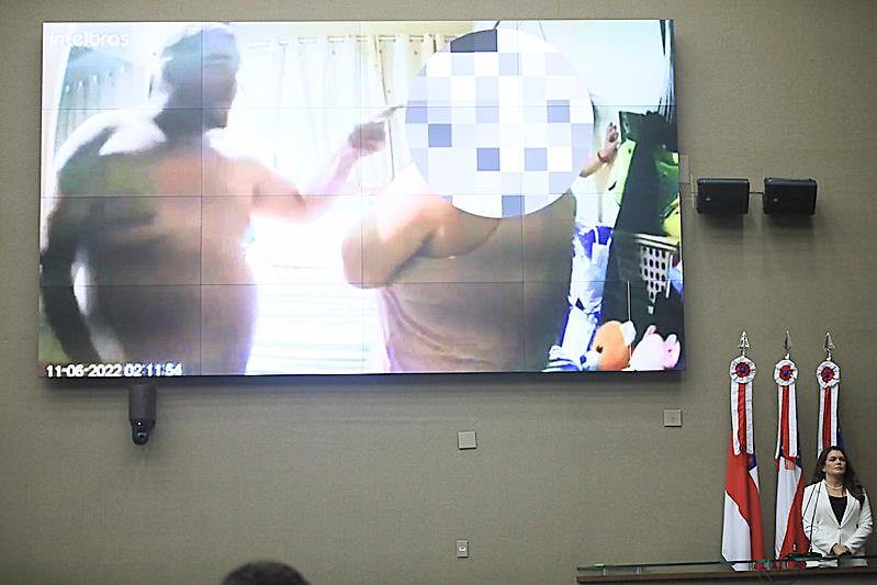 Homem que agrediu ex-companheira na frente do filho é preso em Manaus Homem que agrediu ex-companheira na frente do filho é preso em Manaus