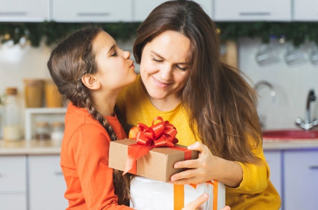 Maioria dos amazonenses pretende gastar até R$200 no presente do Dia das Mães Maioria dos amazonenses pretende gastar até R$200 no presente do Dia das Mães