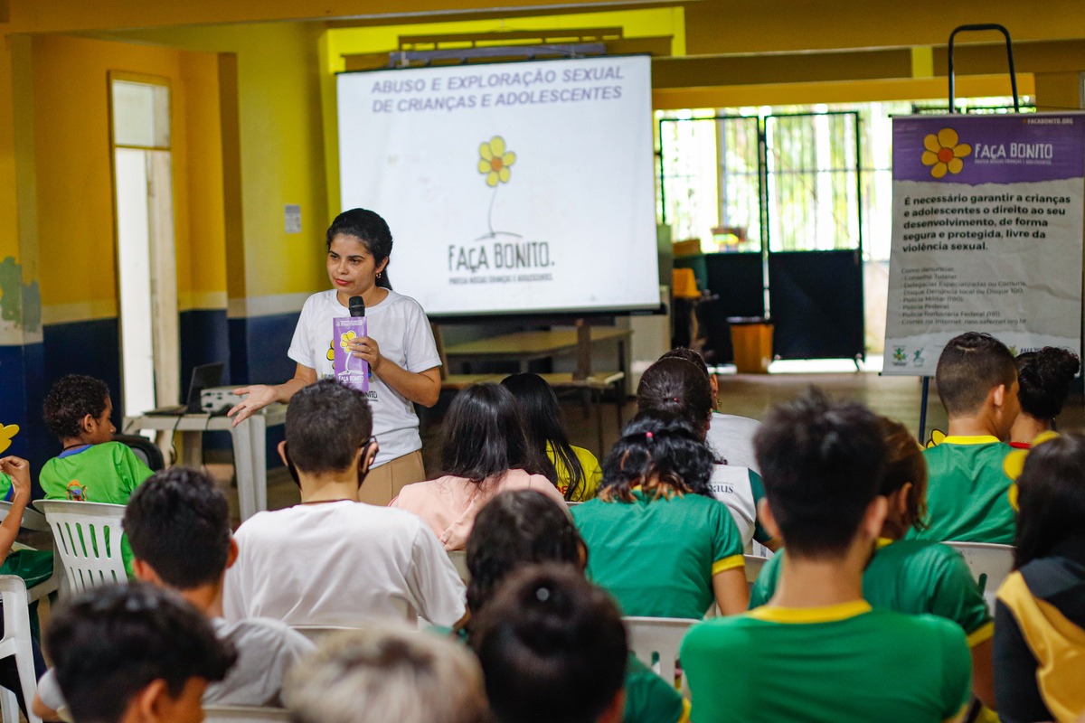 Escolas de Iranduba recebem campanha contra o abuso e exploração sexual Escolas de Iranduba recebem campanha contra o abuso e exploração sexual