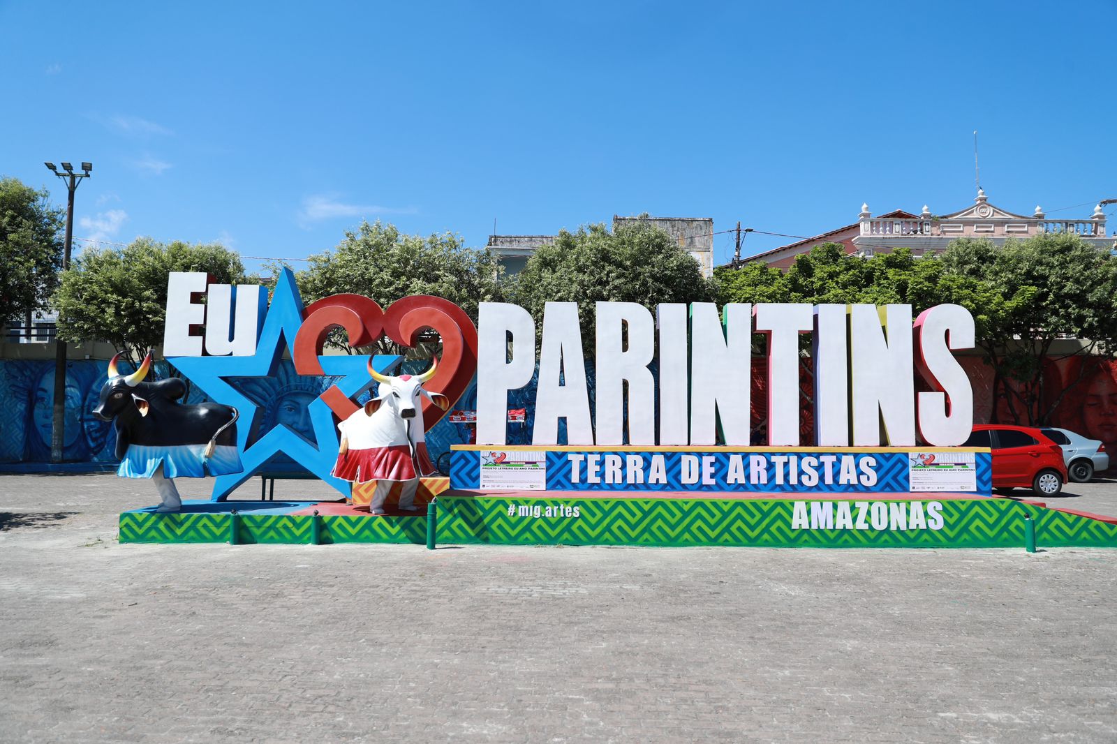 Governo promoverá ações integradas durante o 56º Festival Folclórico de Parintins Governo promoverá ações integradas durante o 56º Festival Folclórico de Parintins