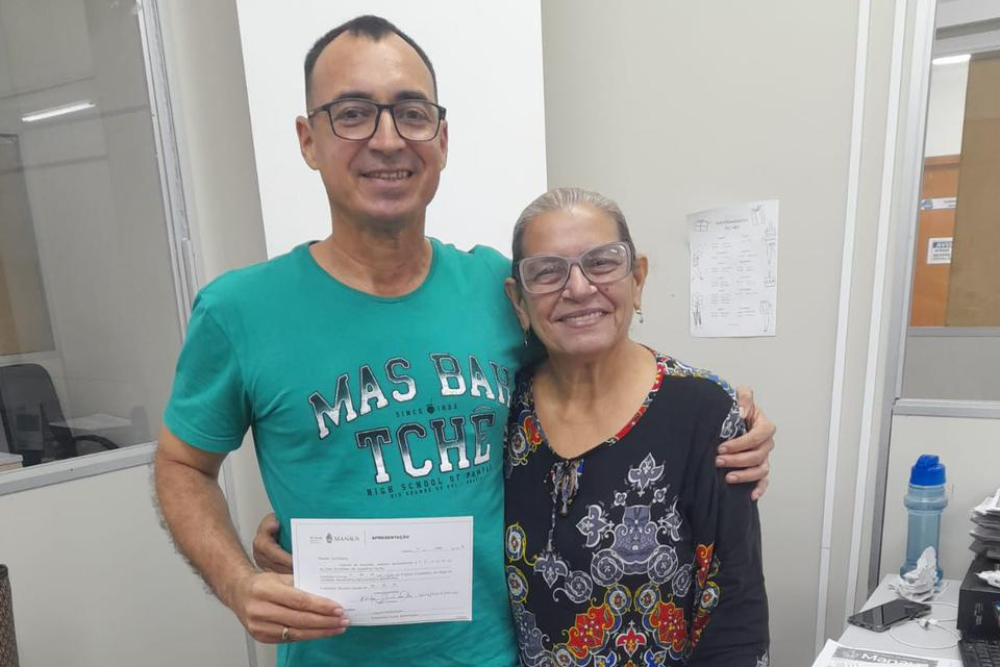 Após 10 anos de luta judicial, candidato aprovado em concurso toma posse em Manaus Após 10 anos de luta judicial, candidato aprovado em concurso toma posse em Manaus