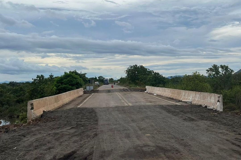 Após manutenção, ponte sobre igarapé na BR-174 é liberada Após manutenção, ponte sobre igarapé na BR-174 é liberada