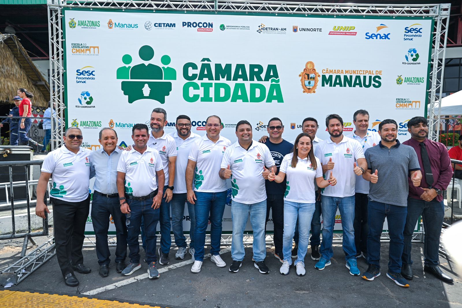 Mais de 3,2 mil pessoas são atendidas no primeiro dia do ‘Câmara Cidadã’ Mais de 3,2 mil pessoas são atendidas no primeiro dia do ‘Câmara Cidadã’