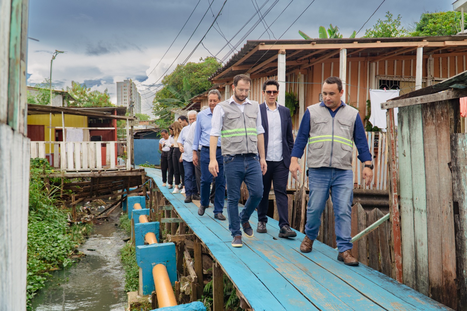 Ag&ecirc;ncia Nacional de &Aacute;guas e Saneamento B&aacute;sico conhece projeto in&eacute;dito de tratamento de esgoto em &aacute;rea de palafitas de Manaus
