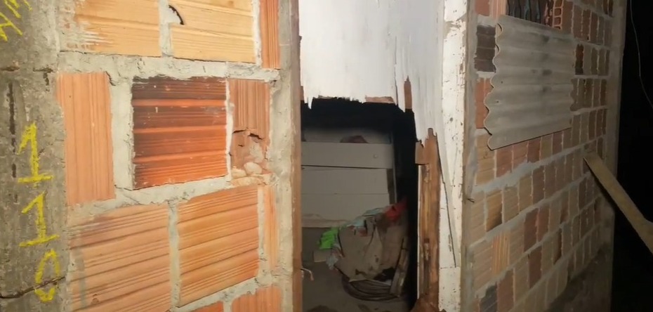 Corpos em avançado estado de decomposição são encontrados em ramal no Puraquequara Corpos em avançado estado de decomposição são encontrados em ramal no Puraquequara