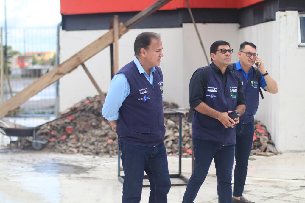 Secretário de Saúde realiza visita técnica para o Festival de Parintins Secretário de Saúde realiza visita técnica para o Festival de Parintins