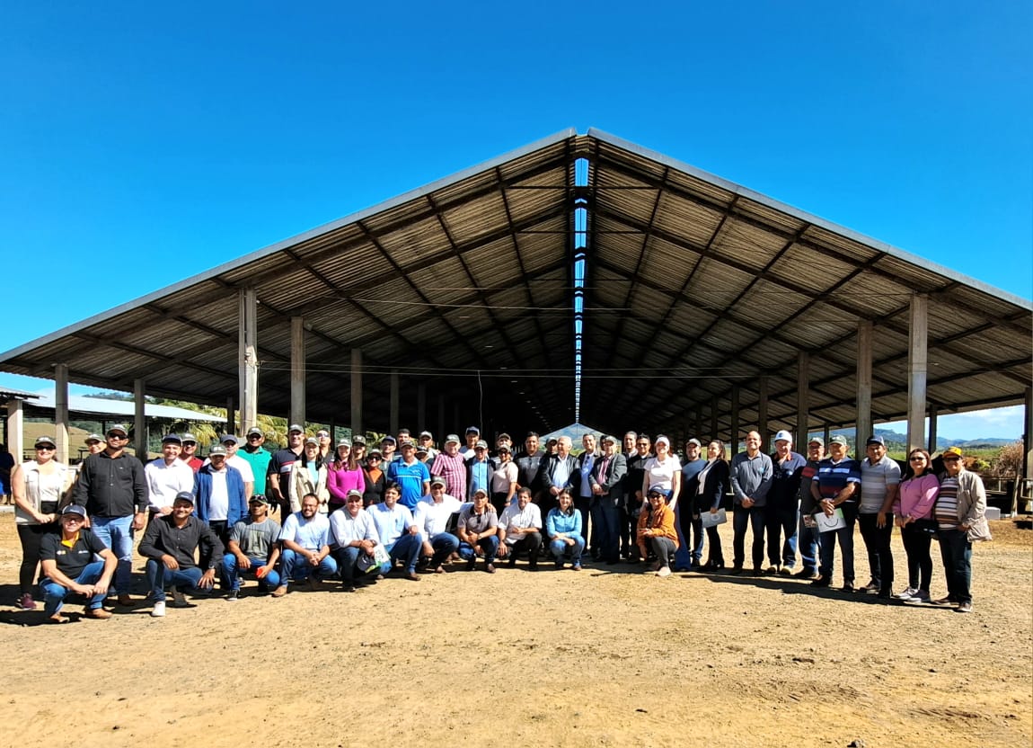 Comitiva com 45 produtores rurais amazonenses participa da Mega Leite 2023 Comitiva com 45 produtores rurais amazonenses participa da Mega Leite 2023