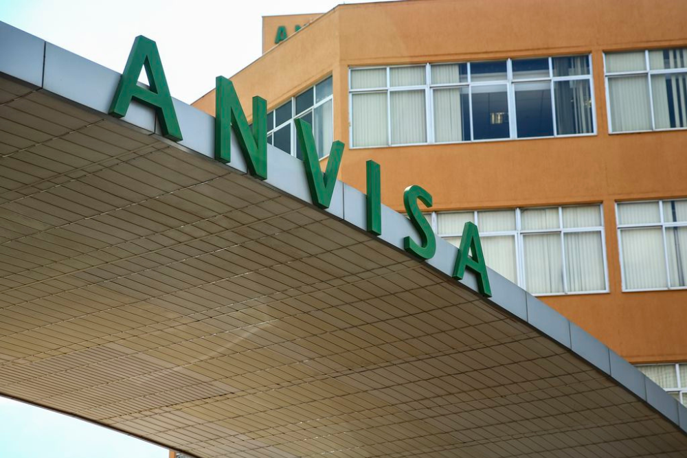 Cosm&eacute;ticos usados irregularmente como injet&aacute;veis s&atilde;o interditados pela Anvisa
