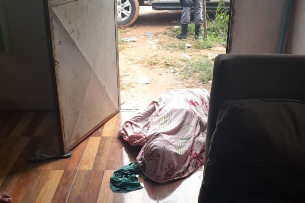 Adolescente é executado com tiro no peito no Cacau Pirêra Adolescente é executado com tiro no peito no Cacau Pirêra