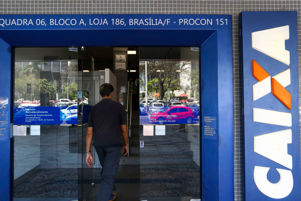 INSS começa a pagar segunda parcela do 13º salário INSS começa a pagar segunda parcela do 13º salário
