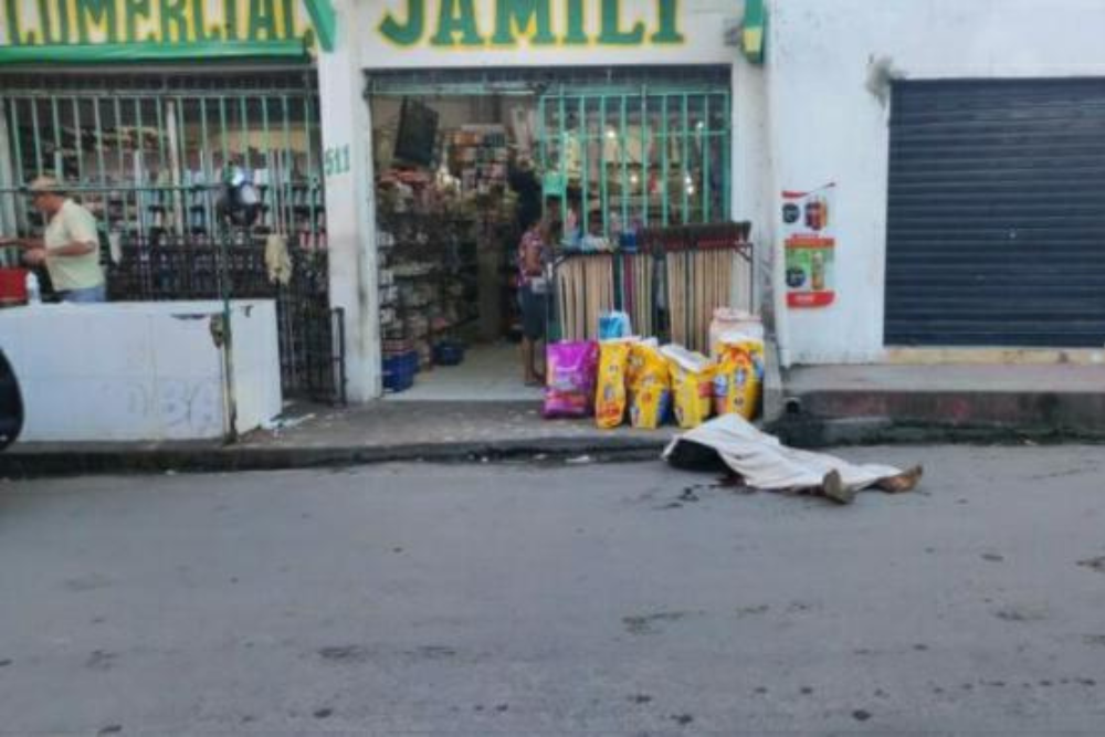 Morador em situação de rua é executado com seis tiros no Novo Aleixo Morador em situação de rua é executado com seis tiros no Novo Aleixo