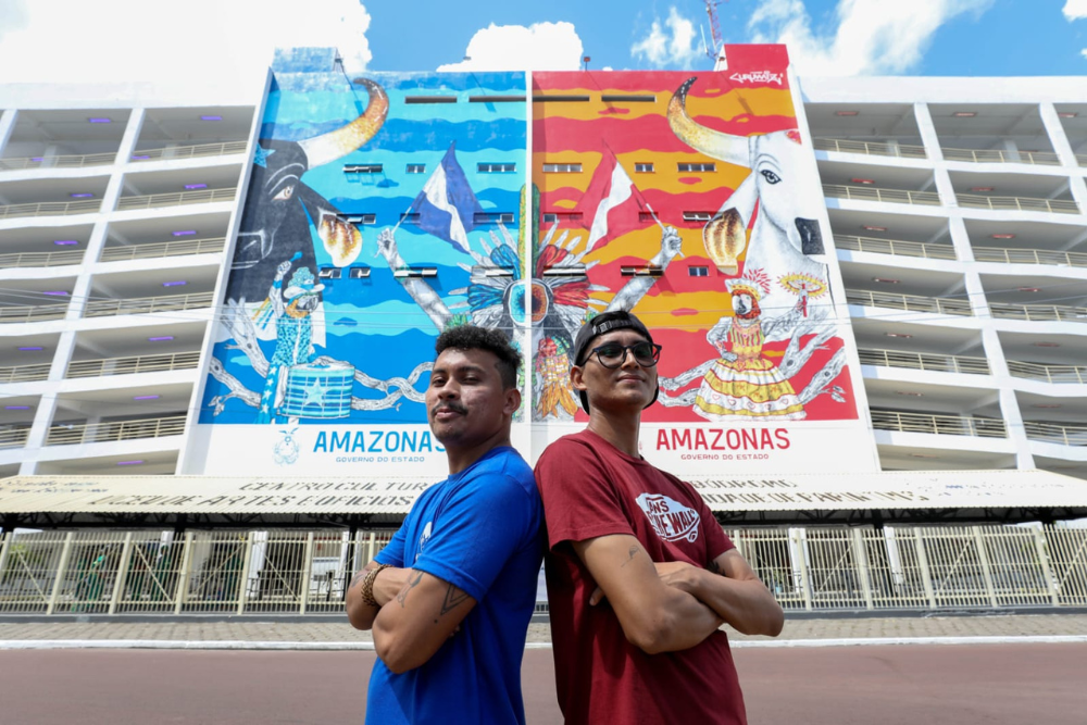 Criadores da marca oficial do festival de Parintins 2023 celebram repercussão do trabalho Criadores da marca oficial do festival de Parintins 2023 celebram repercussão do trabalho
