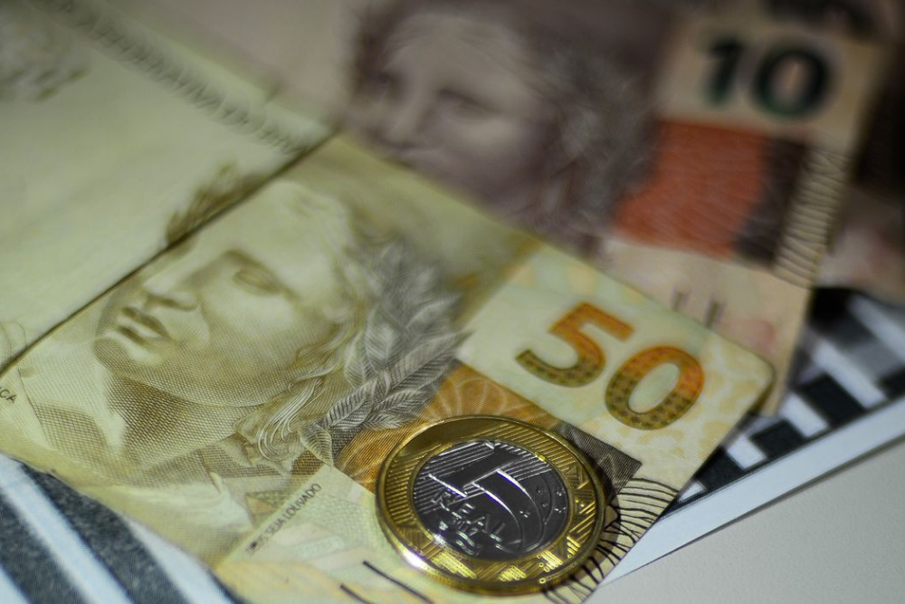 Devedores da Receita Federal já podem quitar dívidas sem multa e juros Devedores da Receita Federal já podem quitar dívidas sem multa e juros