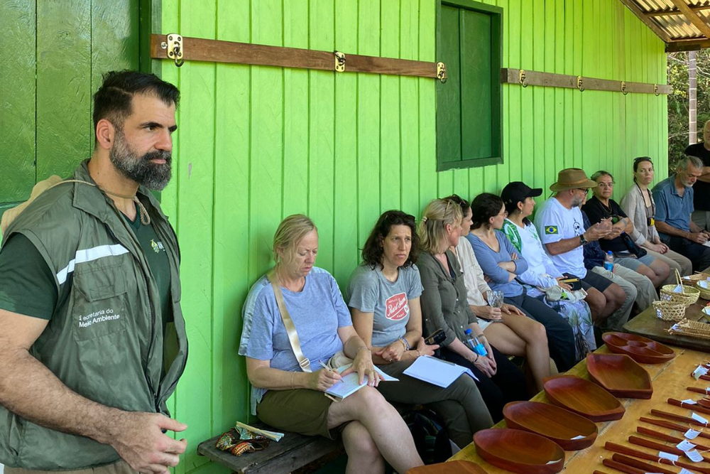 Doadores do Programa Arpa conferem resultados da iniciativa em visita à Unidade de Conservação Doadores do Programa Arpa conferem resultados da iniciativa em visita à Unidade de Conservação