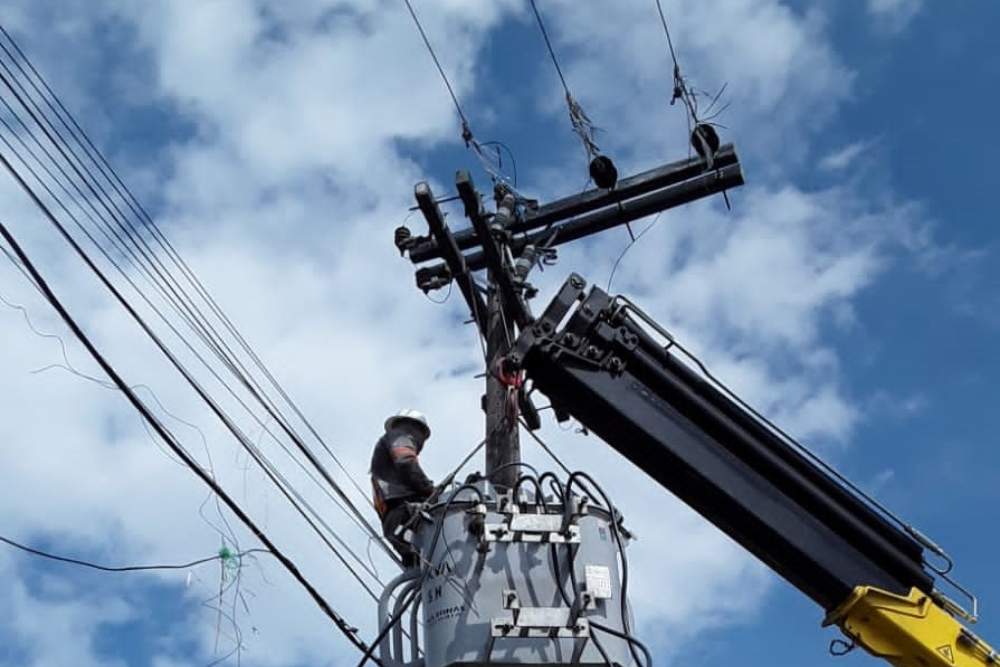 Veja os bairros que recebem manutenção na rede elétrica nesta semana em Manaus Veja os bairros que recebem manutenção na rede elétrica nesta semana em Manaus