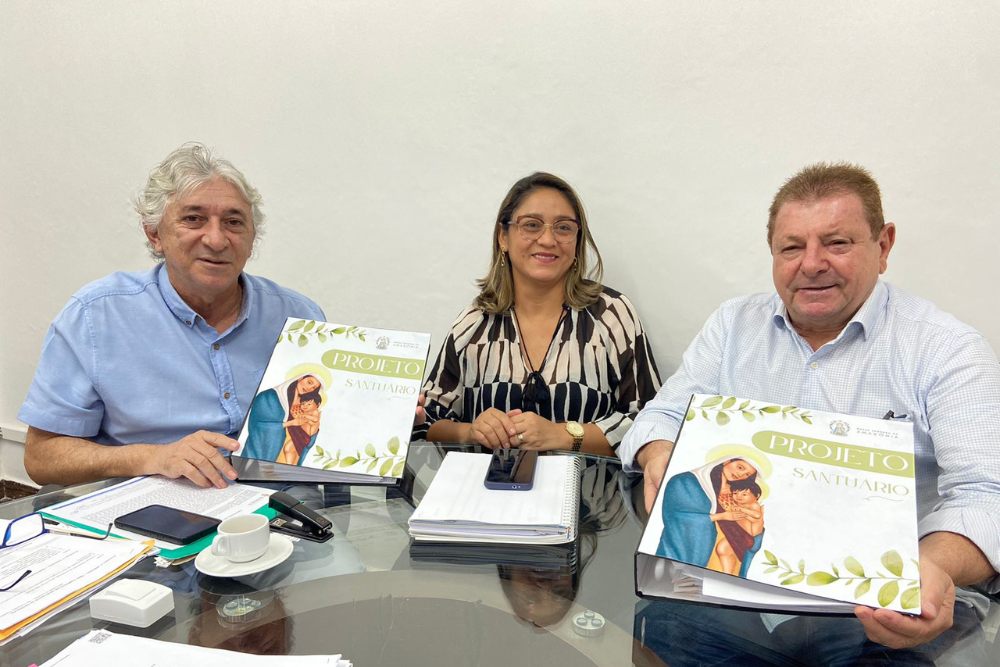 Santuário da Nossa Senhora da Amazônia apresenta projeto da futura obra à prefeitura Santuário da Nossa Senhora da Amazônia apresenta projeto da futura obra à prefeitura