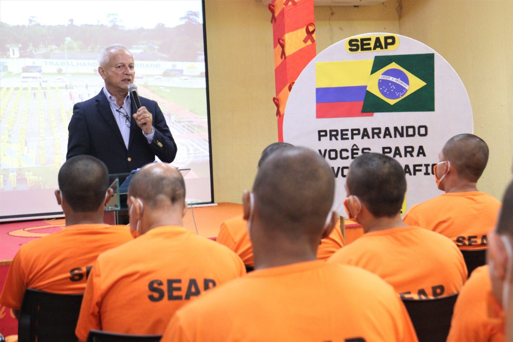 Seap faz abertura de cursos em parceria com o Consulado da Colômbia Seap faz abertura de cursos em parceria com o Consulado da Colômbia