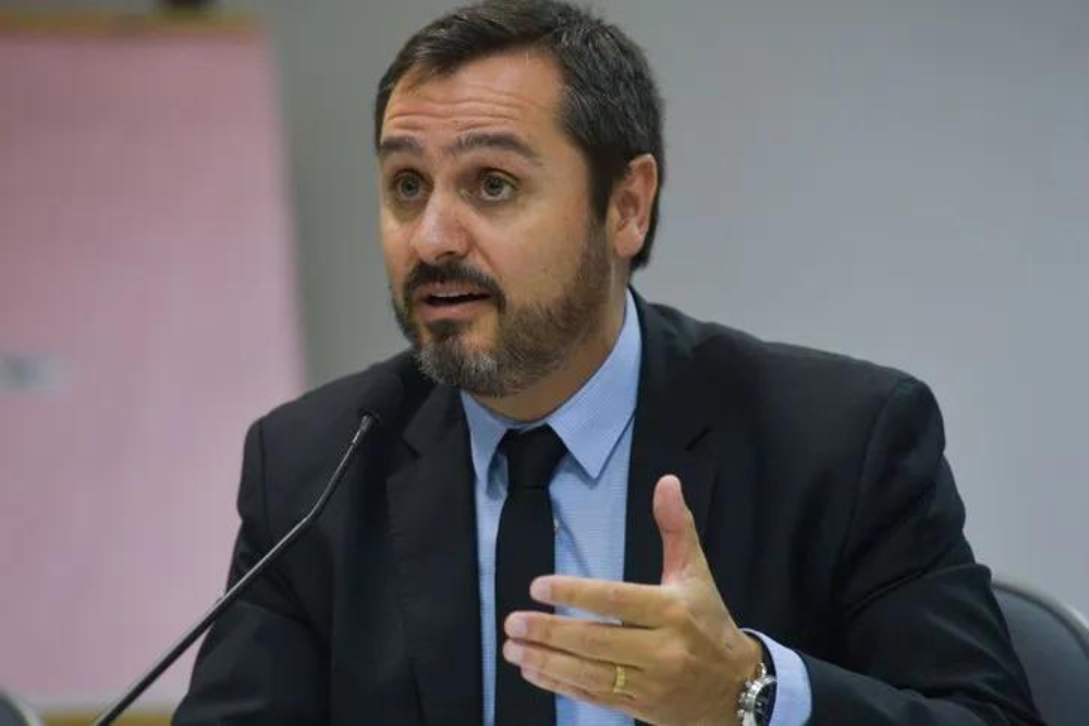 Diretor da Pol&iacute;cia Federal defende exonera&ccedil;&atilde;o de policiais que se candidatarem nas elei&ccedil;&otilde;es