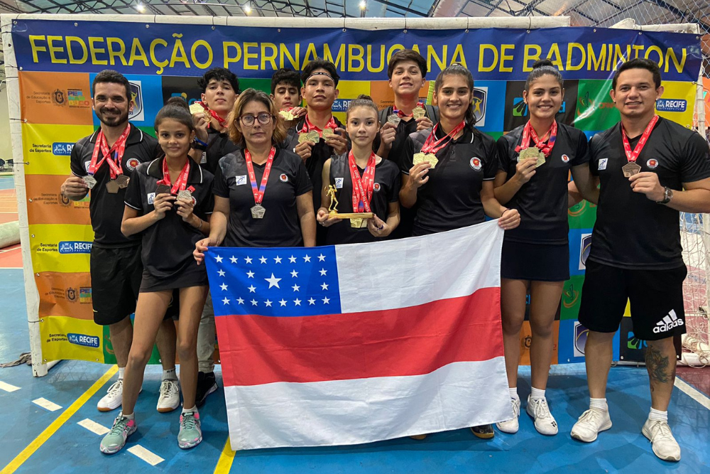 Atletas manauaras ganham 12 medalhas em competi&ccedil;&atilde;o de badminton, em Recife